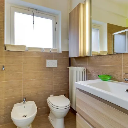 Apartament Elegance In City *